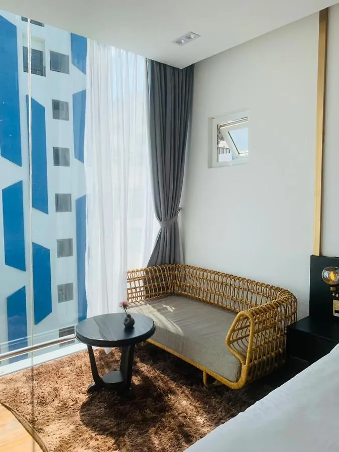 ***  Sea Sand Luxury Hotel Da Nang Vietnam