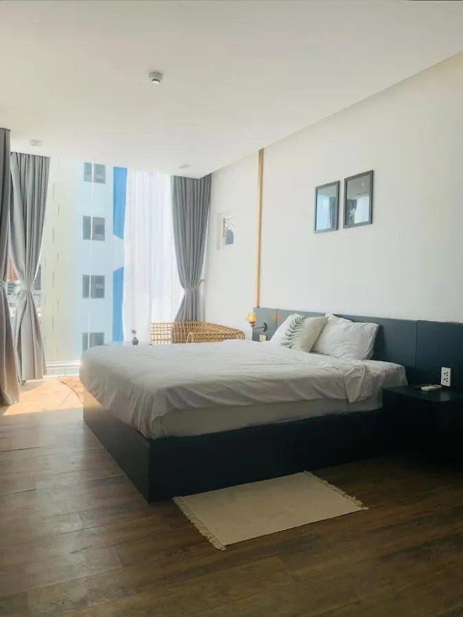 Sea Sand Luxury Hotel Da Nang