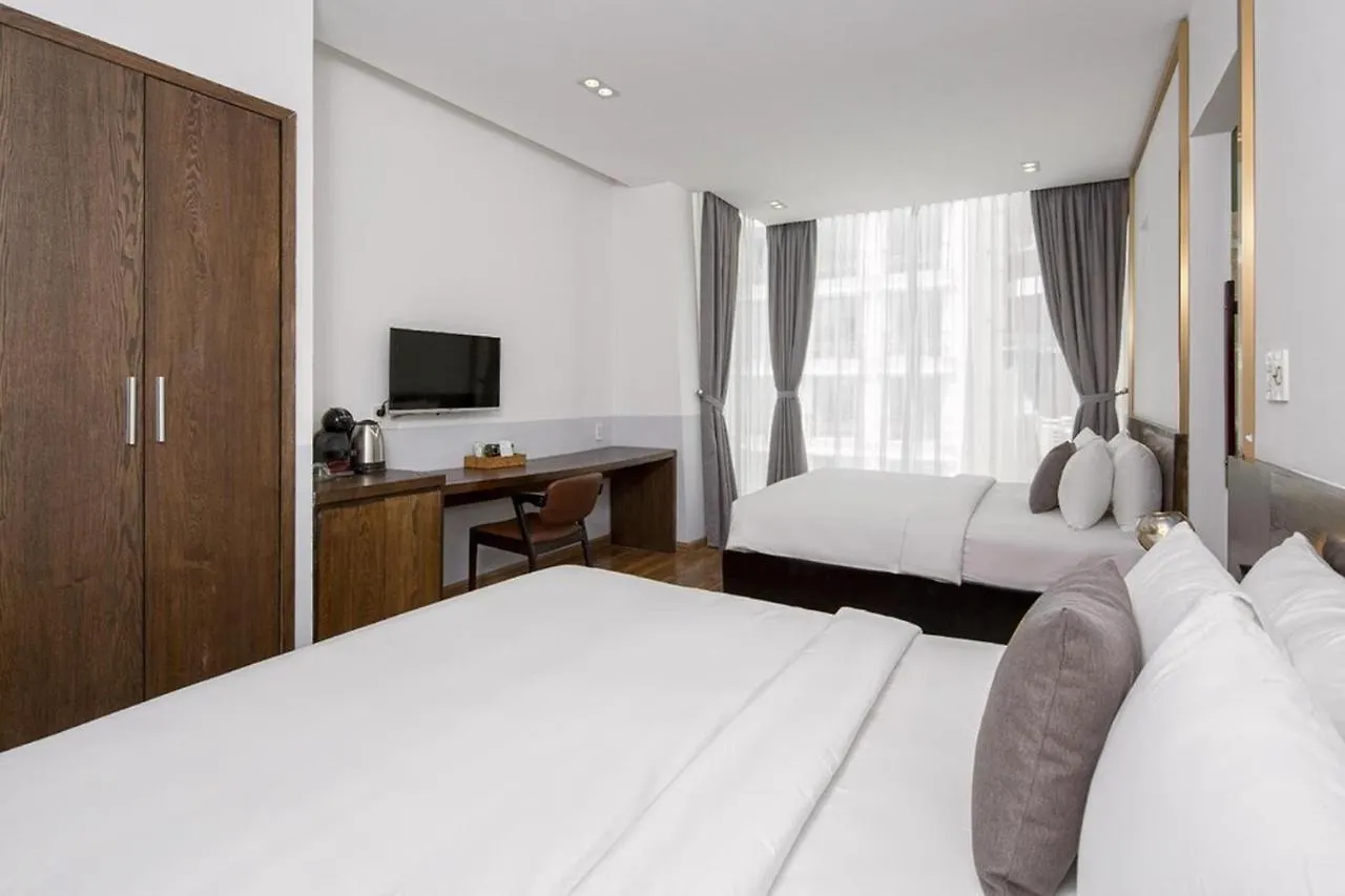 Sea Sand Luxury Hotel Da Nang