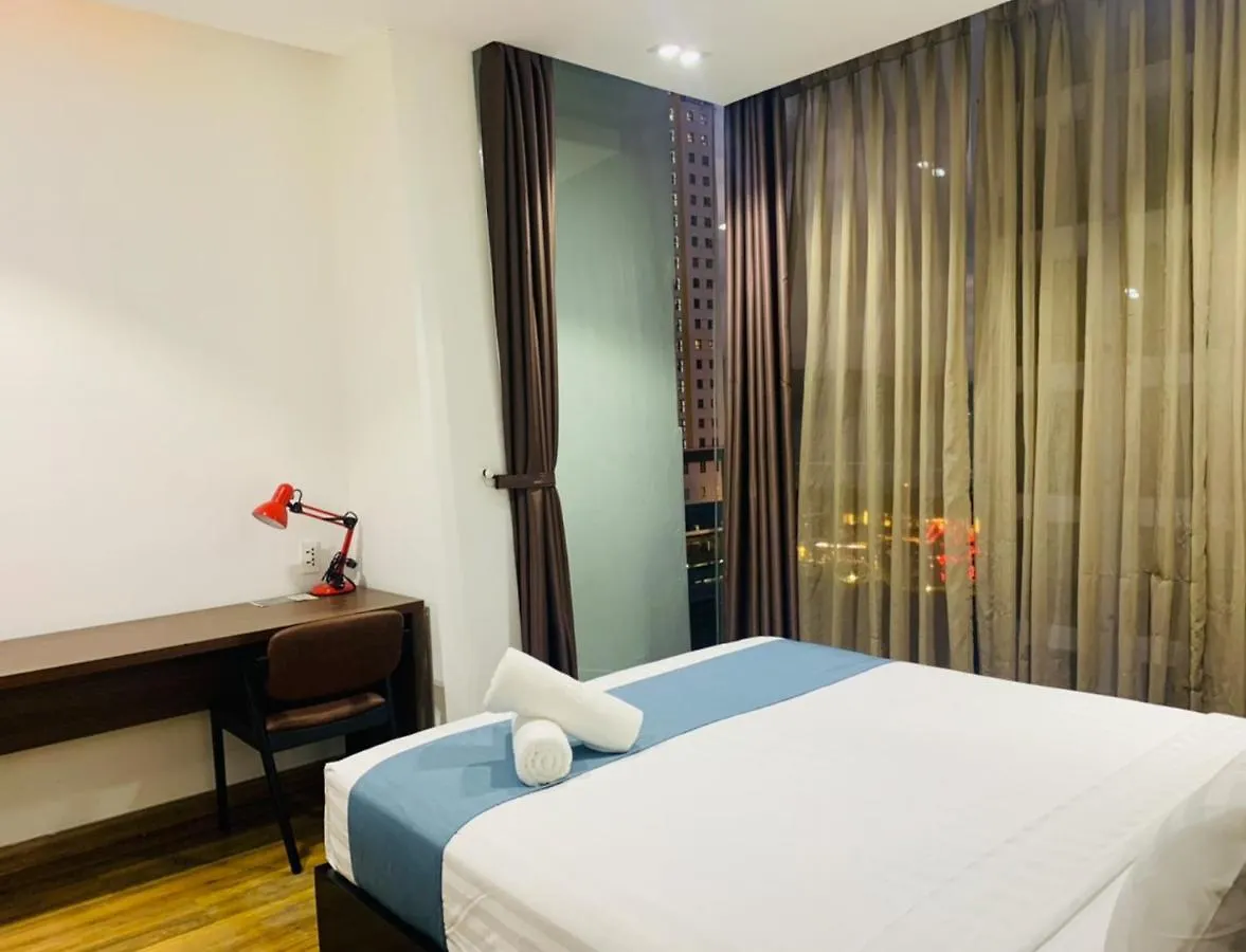 Sea Sand Luxury Hotel Da Nang