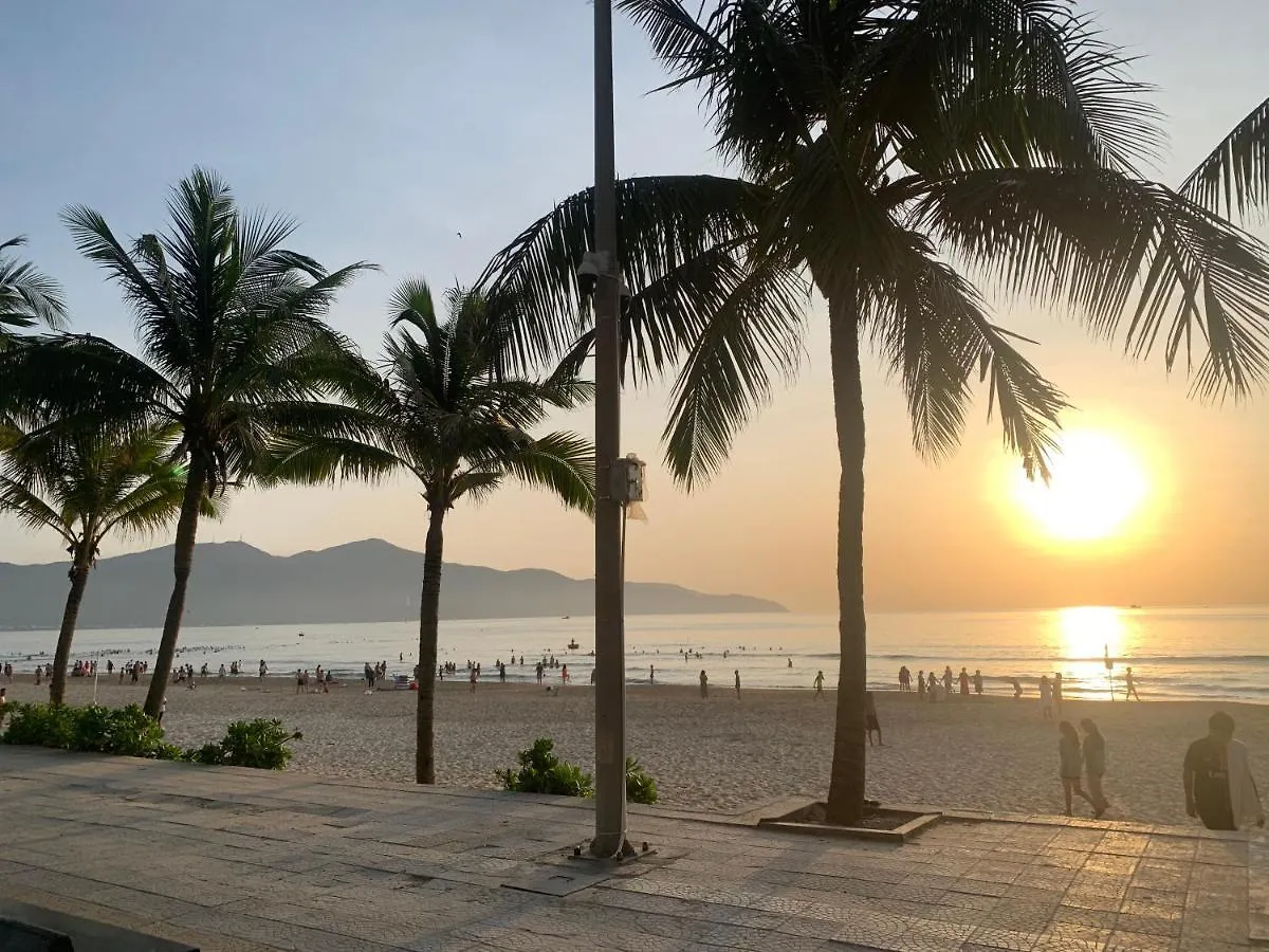 Sea Sand Luxury Hotel Da Nang